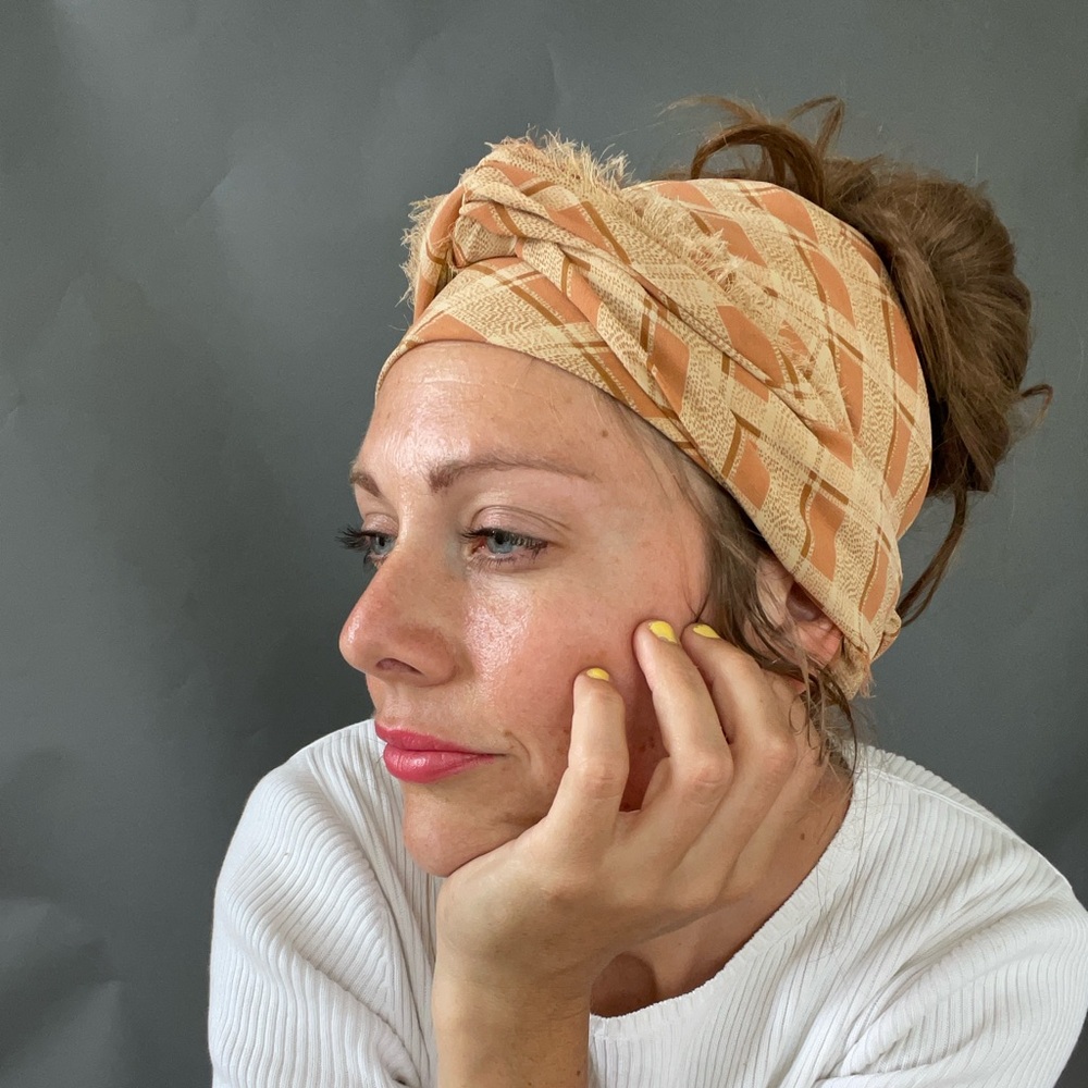 Vintage Silk Calvin Klein Scarf / Headscarf / Head-wrap - Picture 1 of 8